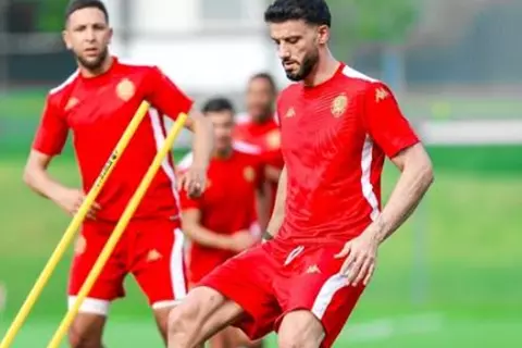 بعد انضمامه رسمياً.. عمر السومة ينتظم في تدريبات الوداد استعدادا لمواجهة يوفنتوس